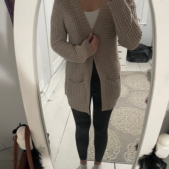 Express cardigan Size Medium barely worn - Picture 4 of 4